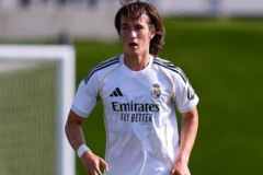 Sao trẻ vừa được HLV Xabi Alonso gọi là ai?